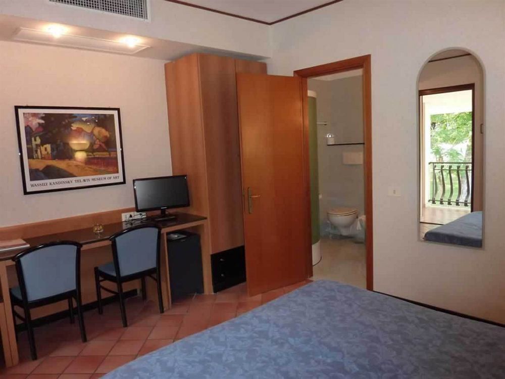 La Rocca Hotel Нарни Екстериор снимка